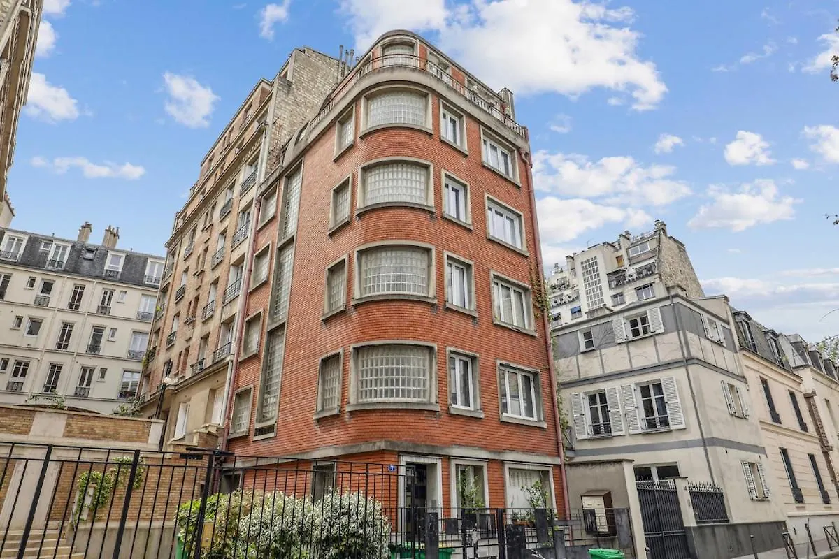 Apartment Balcony Paris 16 Auteuil, Parc Des Princes