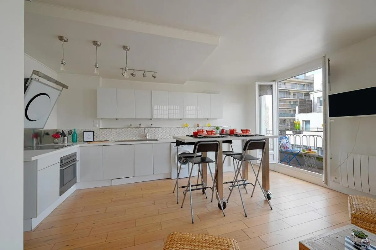 Apartment Balcony Paris 16 Auteuil, Parc Des Princes
