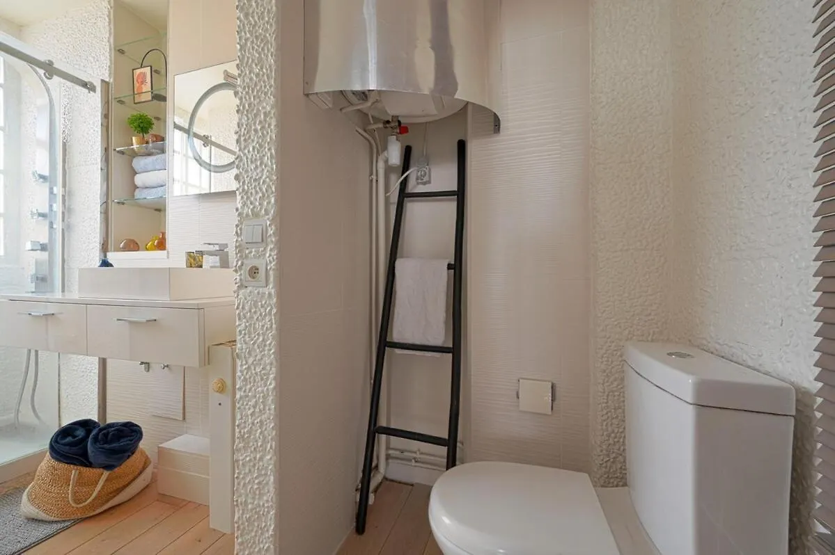 Apartment Balcony Paris 16 Auteuil, Parc Des Princes