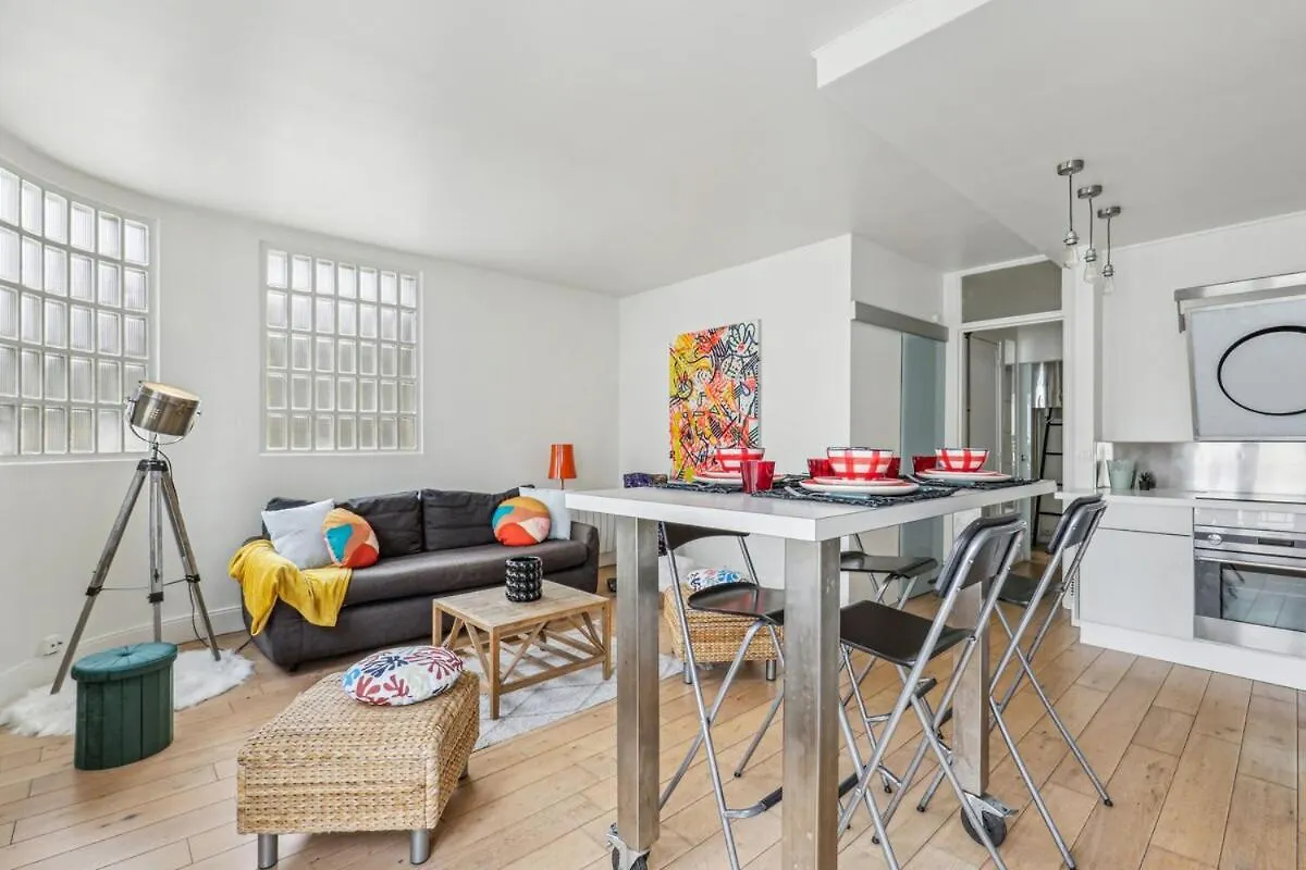 Apartment Balcony Paris 16 Auteuil, Parc Des Princes